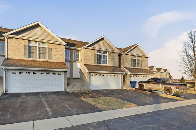 Foto del edificio - 1275 Penny Ln