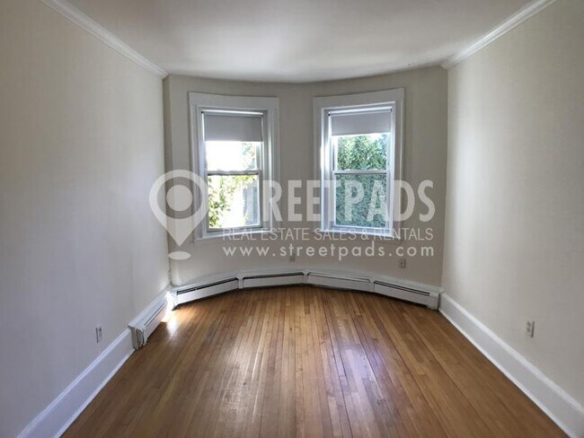 2 bedroom in Brookline MA 02446 - 2 bedroom in Brookline MA 02446 Apartment