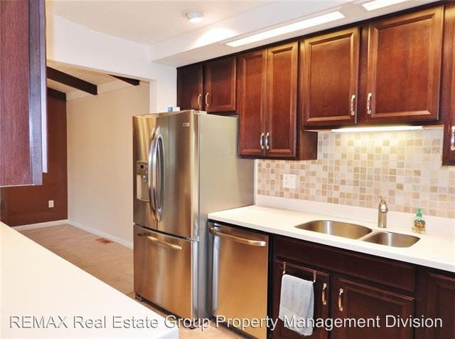 Building Photo - 14505 Club Villa Dr