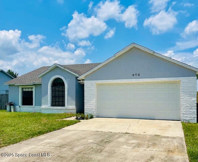 Building Photo - 878 Yorktowne Dr