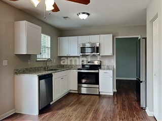 Building Photo - 104 Granary Dr