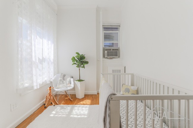 Building Photo - 242 West 104th Street #6WRR