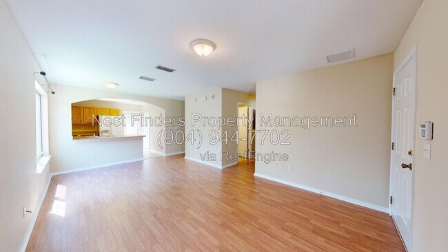 Foto del edificio - 315 Redwood Ln
