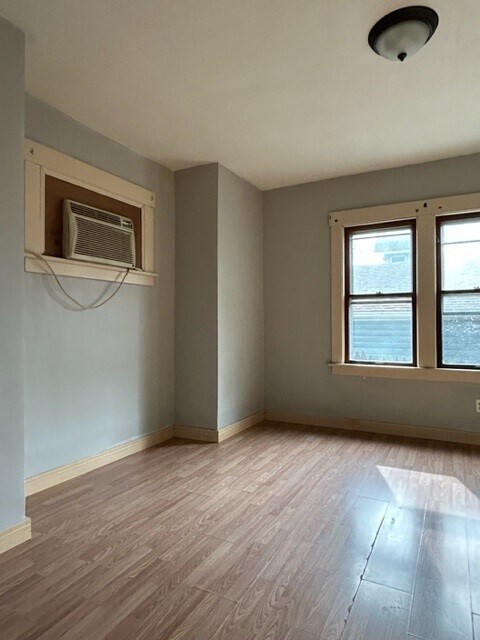 Building Photo - 1370 Lee Ct SW