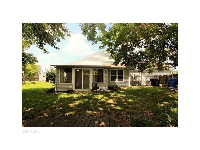 Building Photo - 2220 Cinnabar Ct