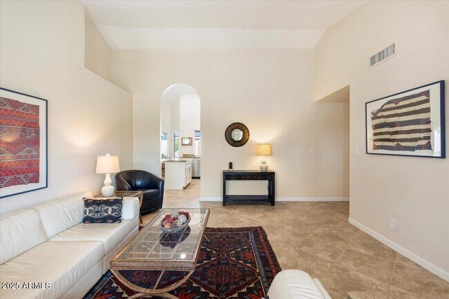 Building Photo - 8894 E Sheena Dr