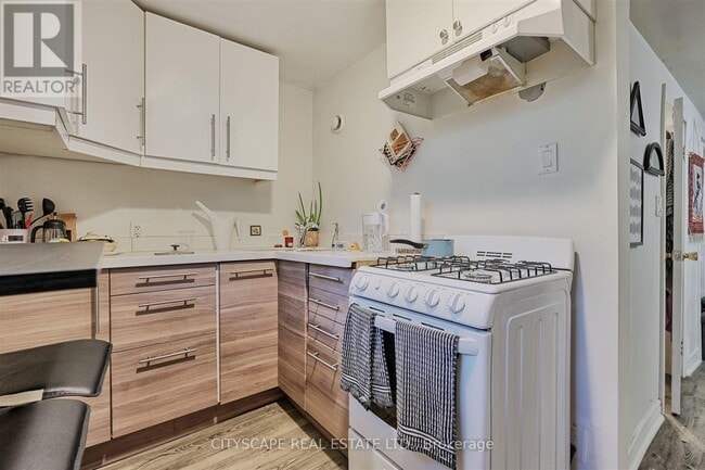 Photo du bâtiment - 193 Coxwell Ave