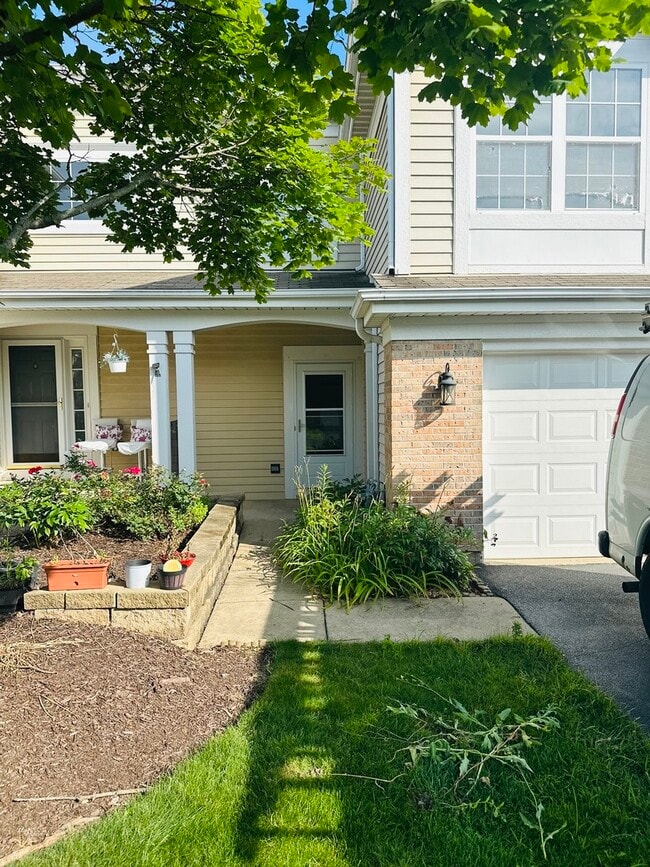 Building Photo - 2772 Borkshire Ln