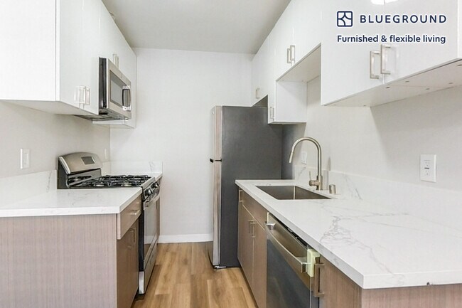 Building Photo - 21107 Amie Ave