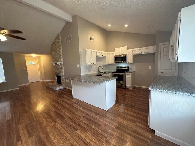 Foto del edificio - 3402 Hillstone Dr
