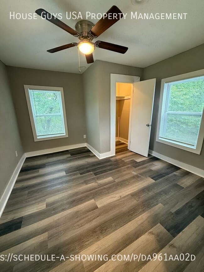 Building Photo - 2538 Woodland Ave