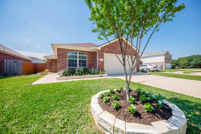 Foto del edificio - 19247 Dillsbury Ct