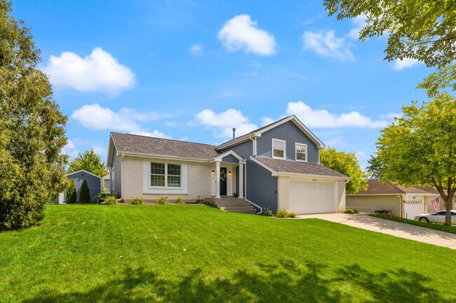 Building Photo - 375 Partridge Ct