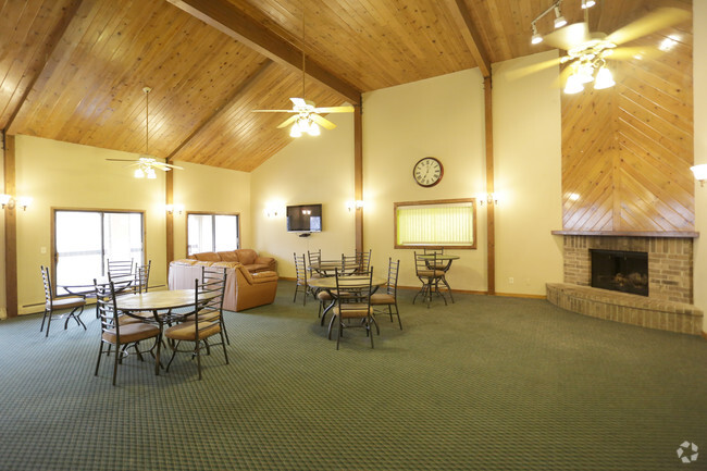 Community Room - Woodland North Apartments