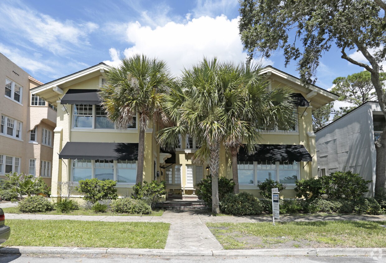 Primary Photo - 2117 River Blvd