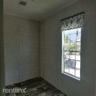 Building Photo - 8200 N Military Trl