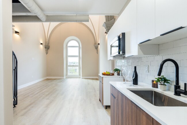 Foto del edificio - 1030 N 48th St