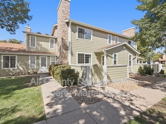 Foto del edificio - 8418 Everett Way