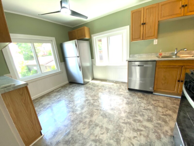 407 Brown Ave, Butler, PA 16001 House Rental in Butler, PA