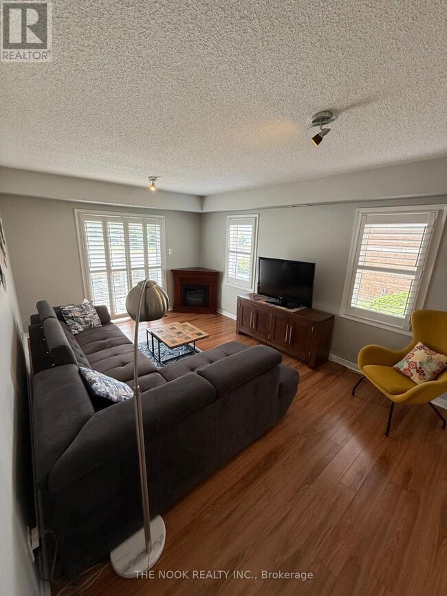 Building Photo - 136 Aspen Springs Dr