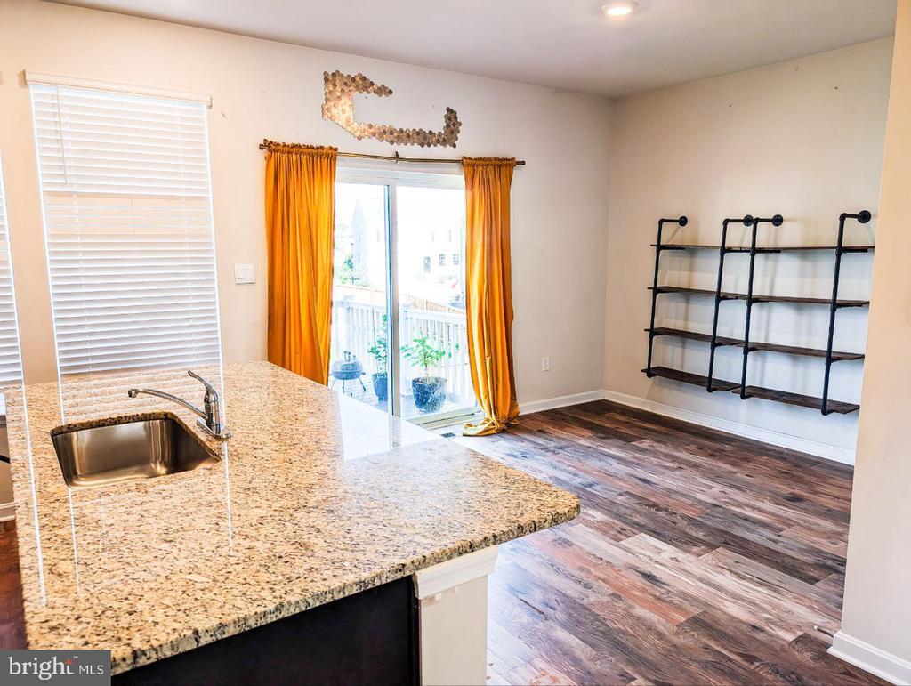 Foto principal - 1215 Apollo Dr