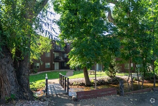Building Photo - The Cove