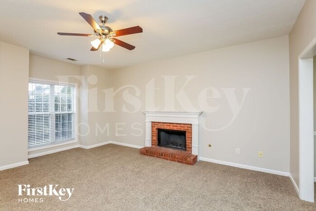 Foto del edificio - 6217 Turnberry Ln