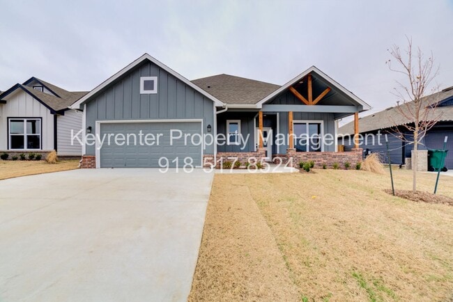 Building Photo - 4 BEDROOM CAPITAL HOME IN SAND SPRINGS!!!