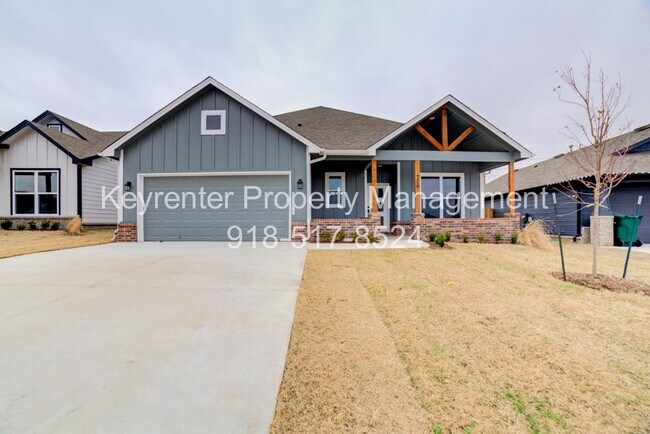 Foto del edificio - 4 BEDROOM CAPITAL HOME IN SAND SPRINGS!!!