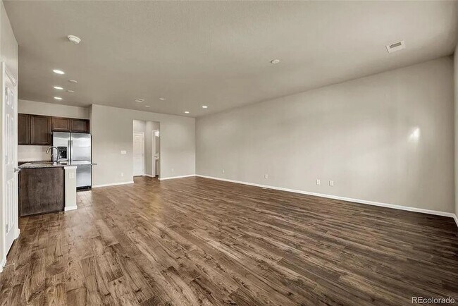 Foto del edificio - Spacious 3 Bed, 3 Bath Townhome with Green...