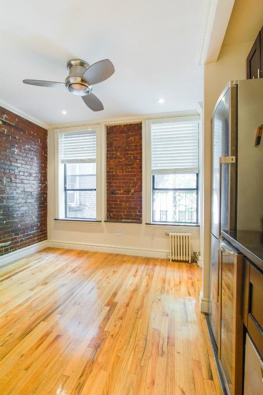 Primary Photo - 221 Mott St