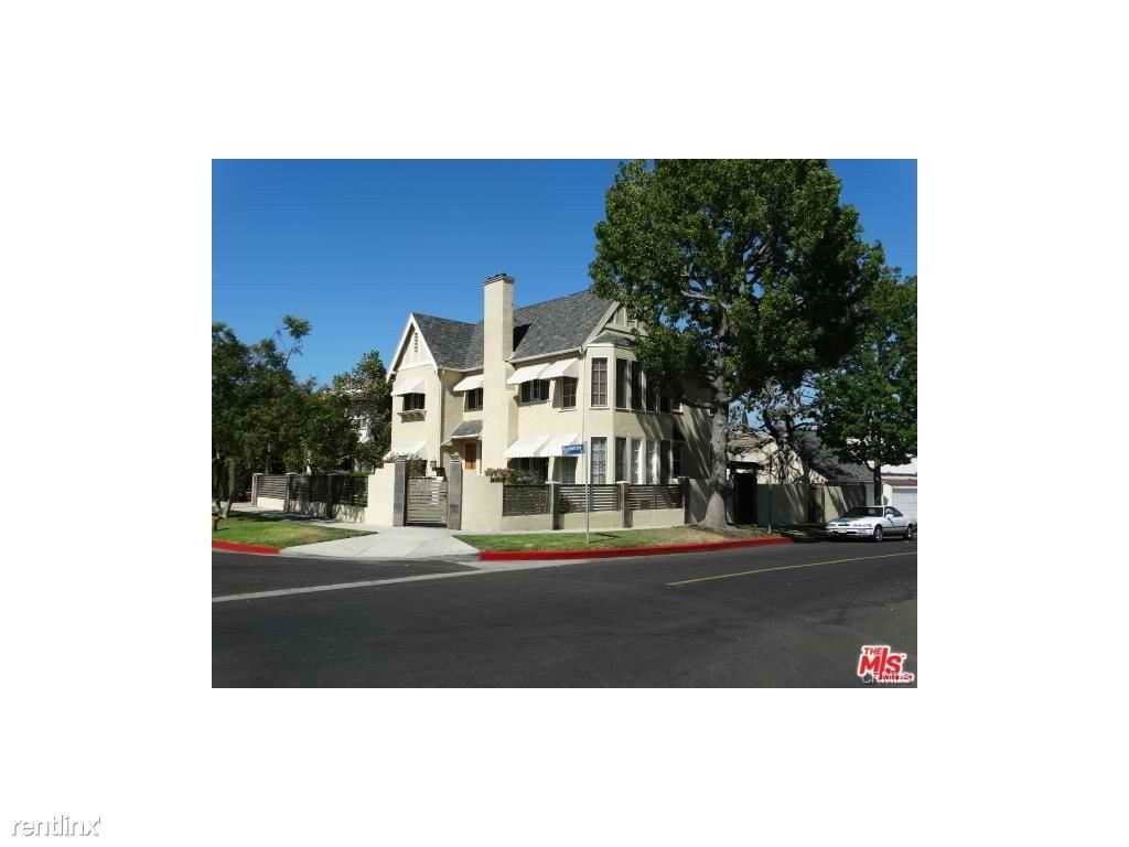 Primary Photo - 1086 Meadowbrook Ave