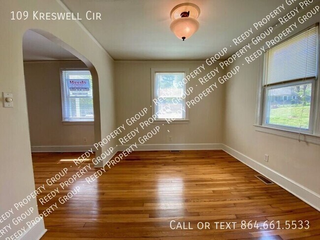 Foto del edificio - 109 Kreswell Cir