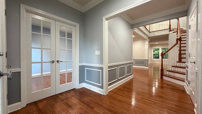 Foto del edificio - 281 Sterling Dr