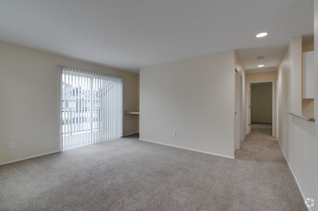 2BR, 1BA - 870SF - Living Room - Westbury Apartments