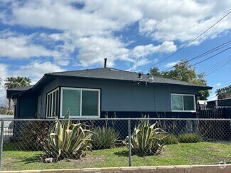 Building Photo - 1119 N Mayfield Ave
