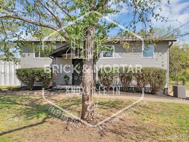 Building Photo - 1903 Huber Ct