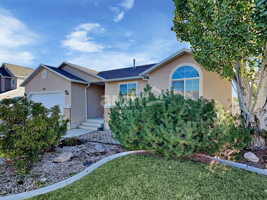 14121 S Rosaleen Lane House Rental in Herriman, UT