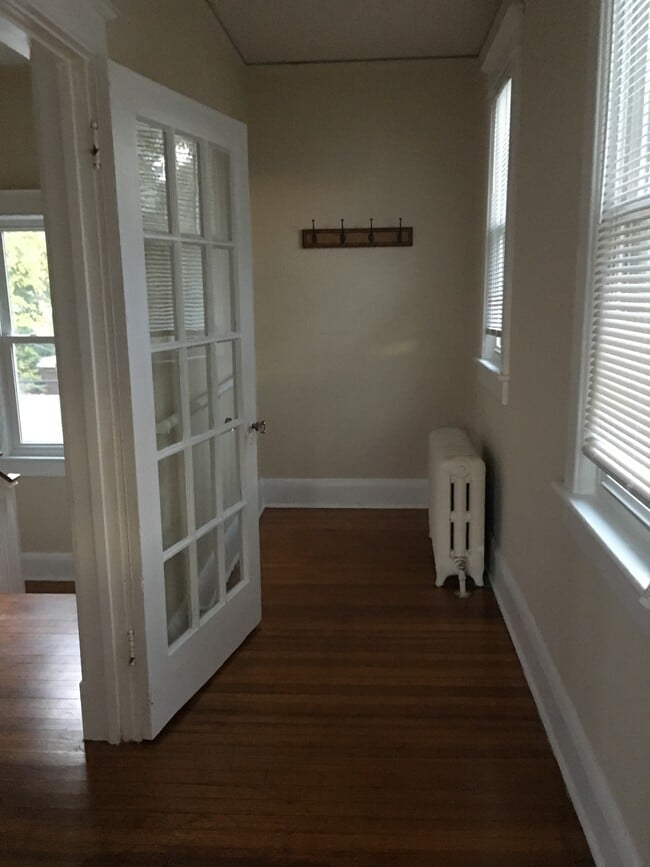 Building Photo - 1610 Bellevue Ave