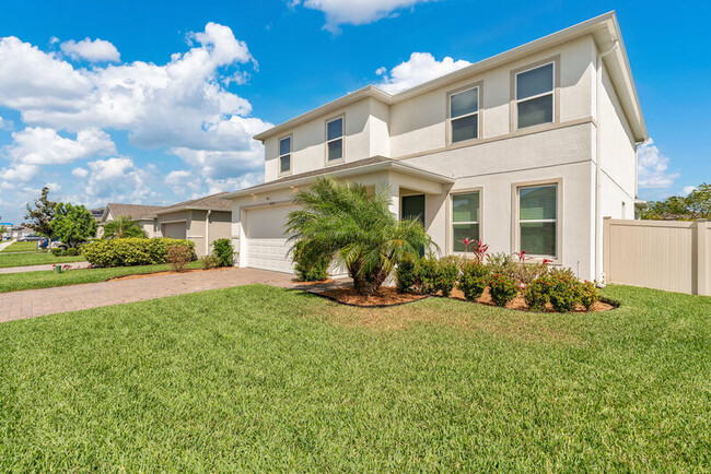 Foto del edificio - 4894 Knoll Ln