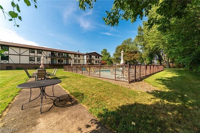 Foto del edificio - 4849 Grace Rd