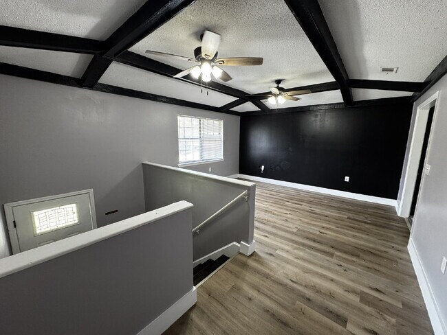 Foto del edificio - Home for Rent