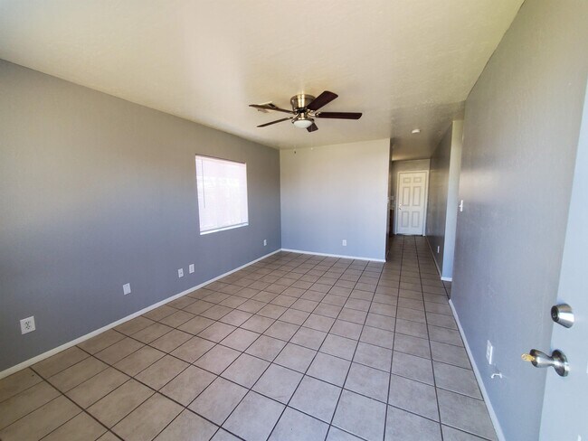 Foto del edificio - 1953 W Monroe St