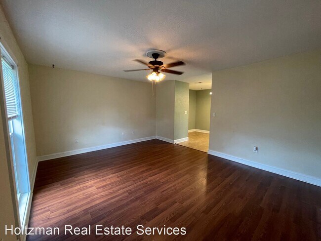 Building Photo - 3 br, 2 bath House - 111 Oakview Street