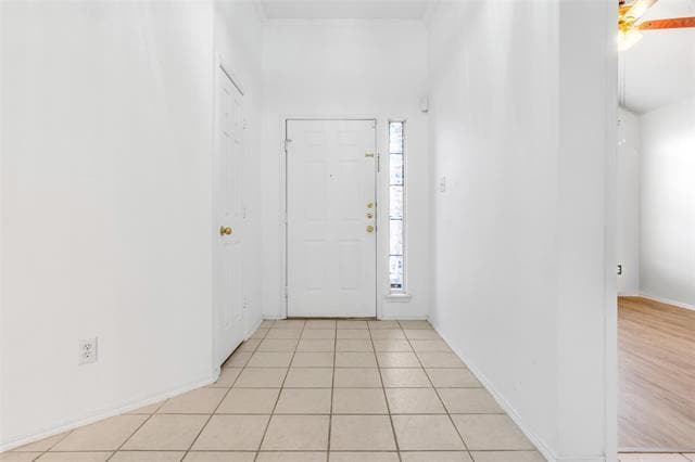 Building Photo - 5634 Creekhollow Dr