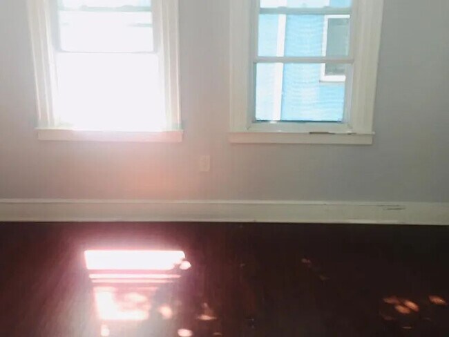 Foto del edificio - 265 W Ivy St