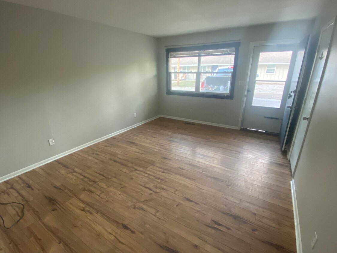 Foto principal - 721 Crawford Ave