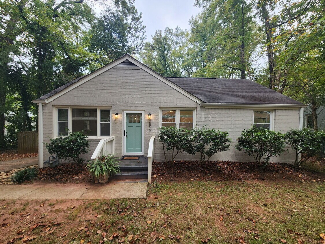 Primary Photo - 2599 E Tupelo St SE