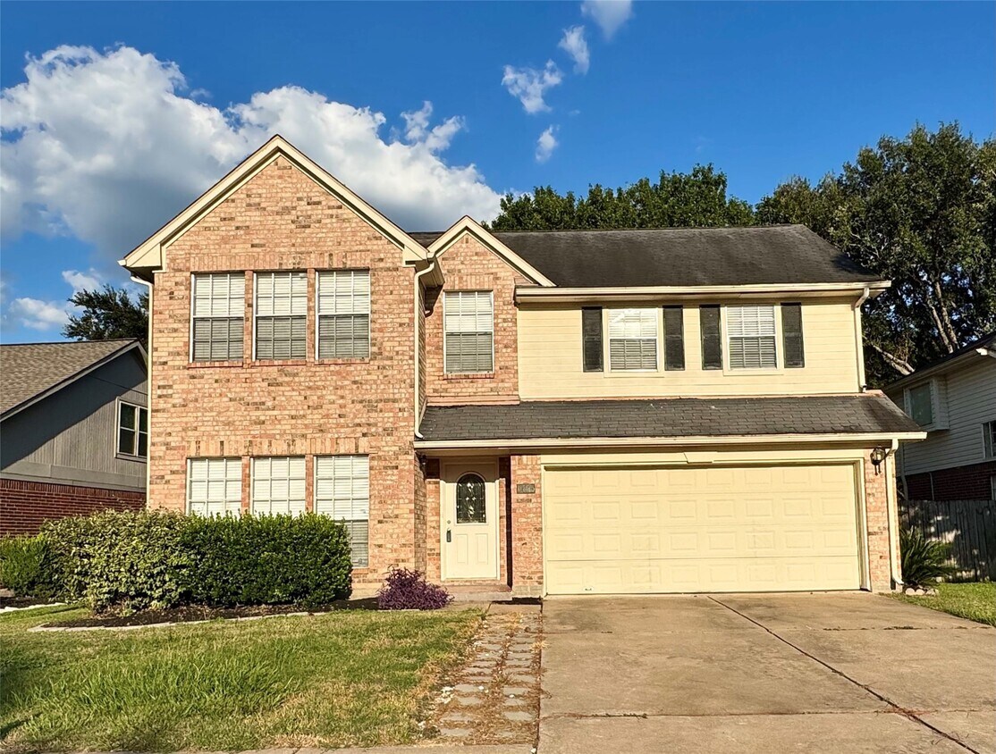 Foto principal - 16315 Cobble Springs Ct