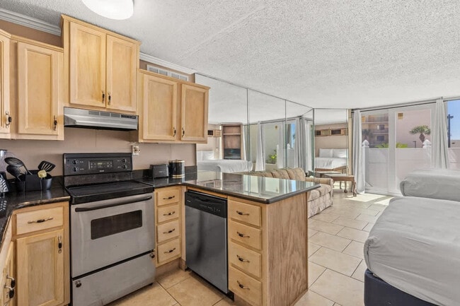 Foto del edificio - 8817 S Thomas Dr